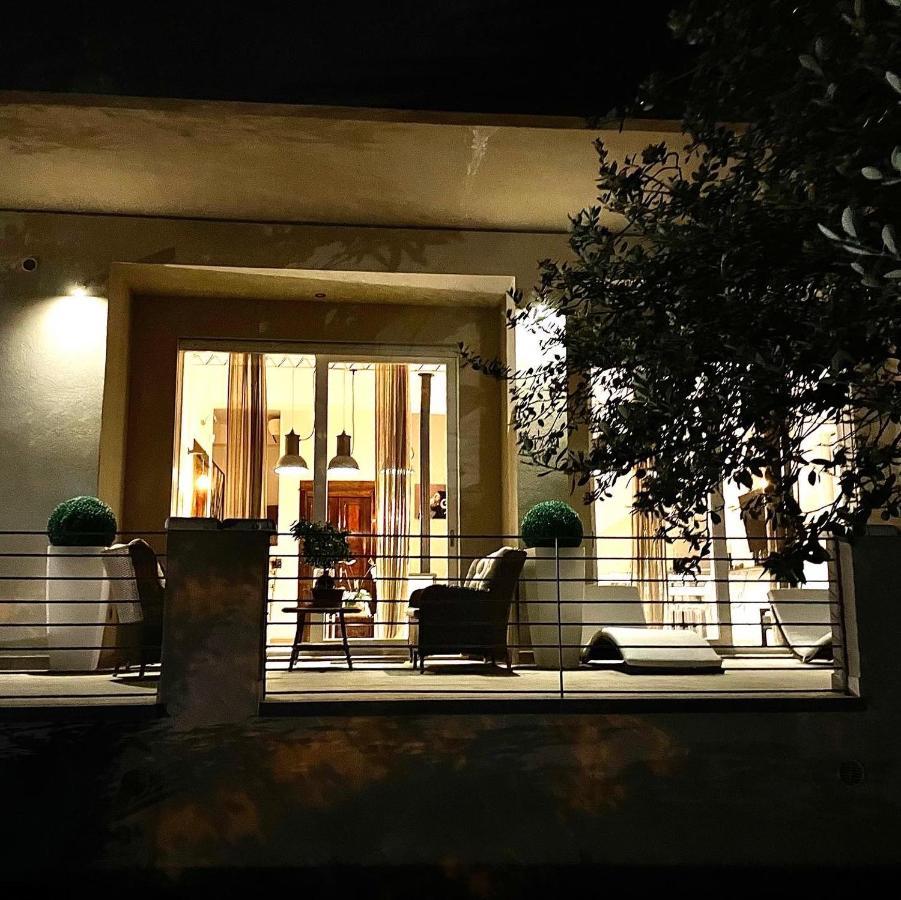 Al Poggio - Luxury Rooms Capoterra Exterior photo